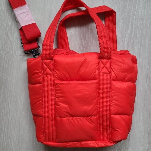 L.L. Bean Handbags - L.L. BEAN TOTE BAG